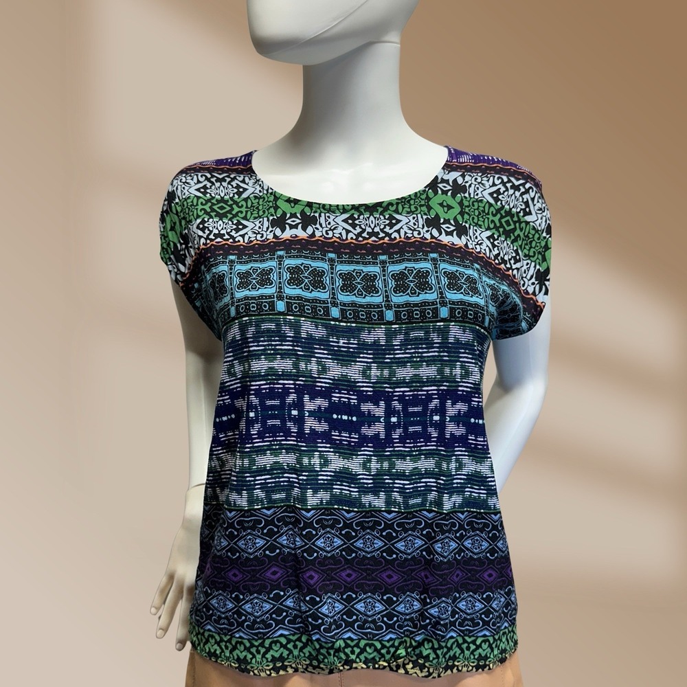 CAbi Ladies Multi-Color Top Stylish Unique Print Size Small - Picture 2 of 3